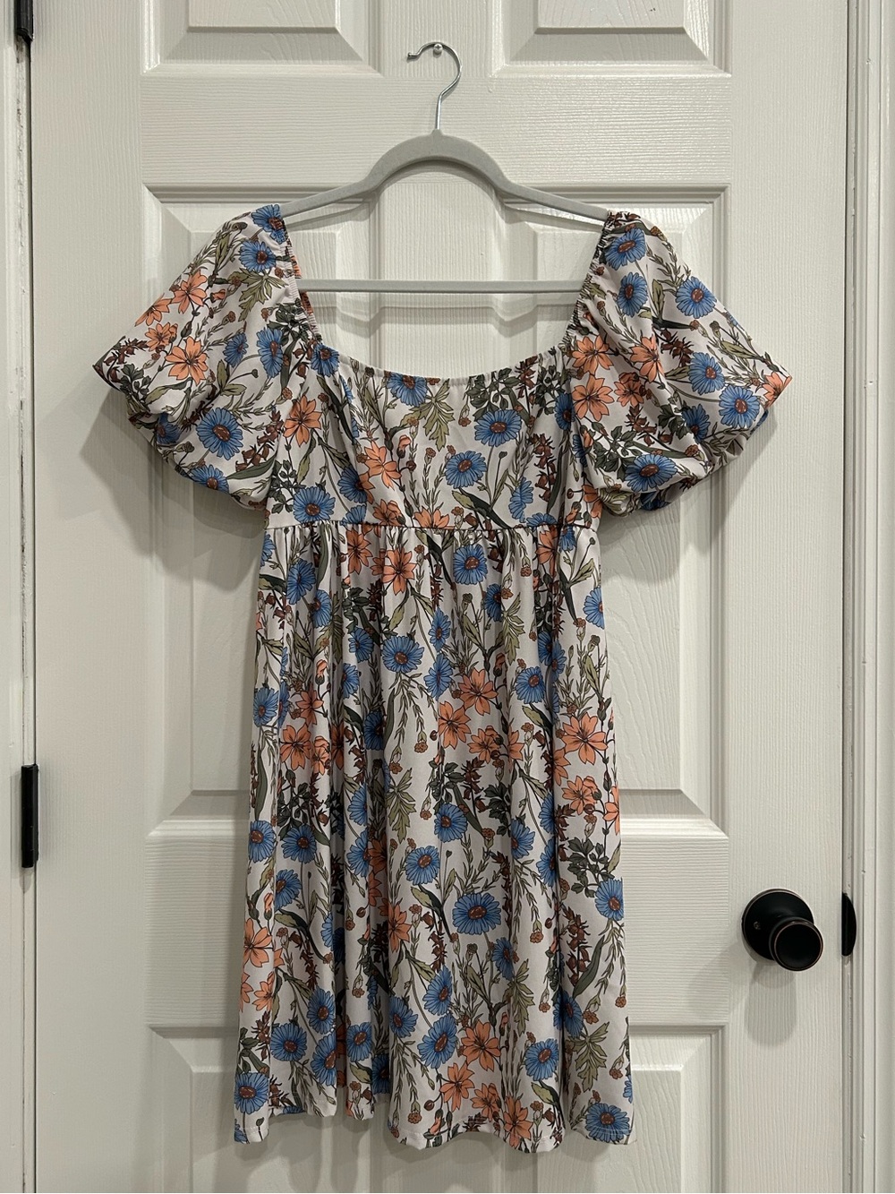 Altar’d State White Floral Puff Sleeve Babydoll Mini Dress Size Small
